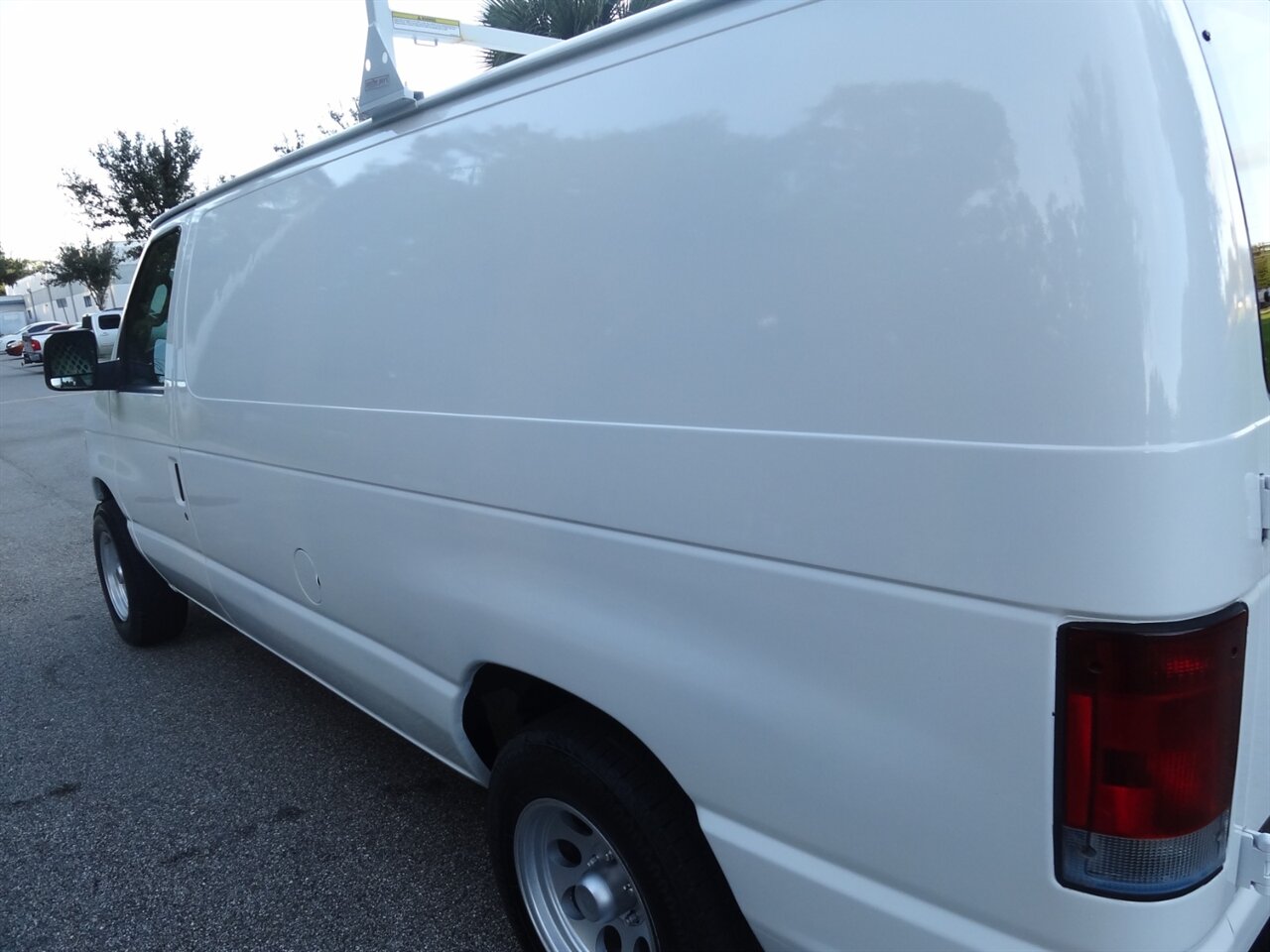 2006 Ford E-150   - Photo 12 - Deland, FL 32720