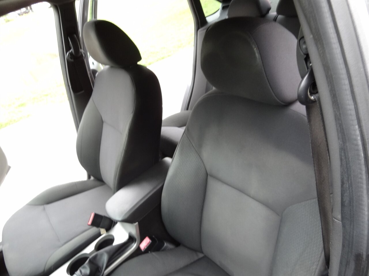 2011 Ford Focus Sport SES   - Photo 34 - Deland, FL 32720