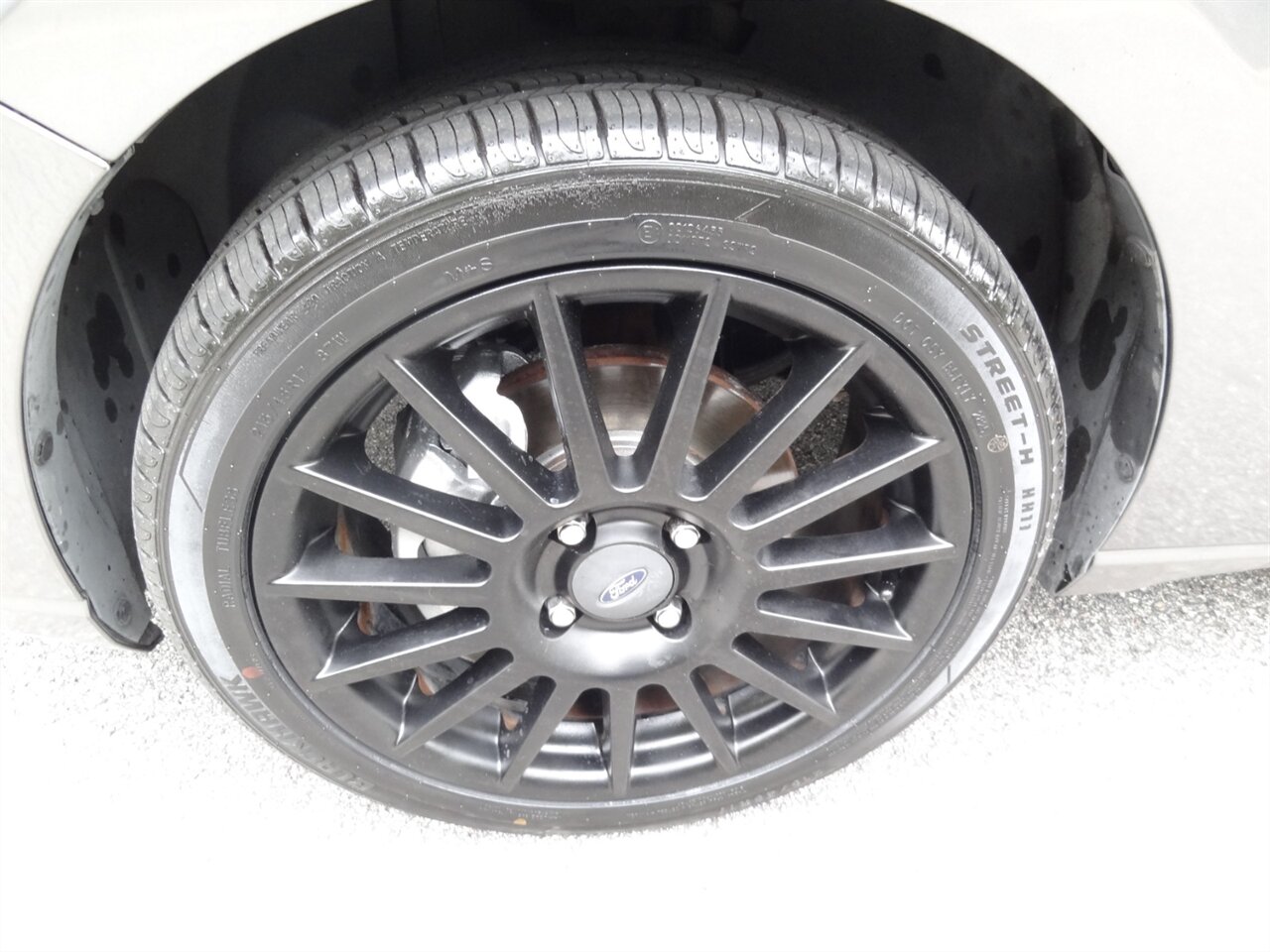 2011 Ford Focus Sport SES   - Photo 25 - Deland, FL 32720