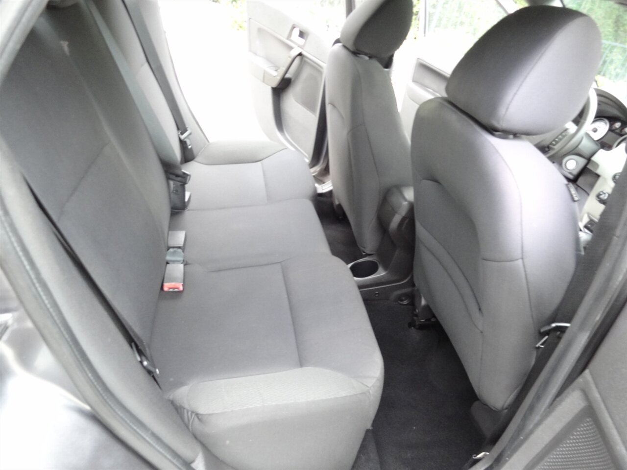 2011 Ford Focus Sport SES   - Photo 40 - Deland, FL 32720