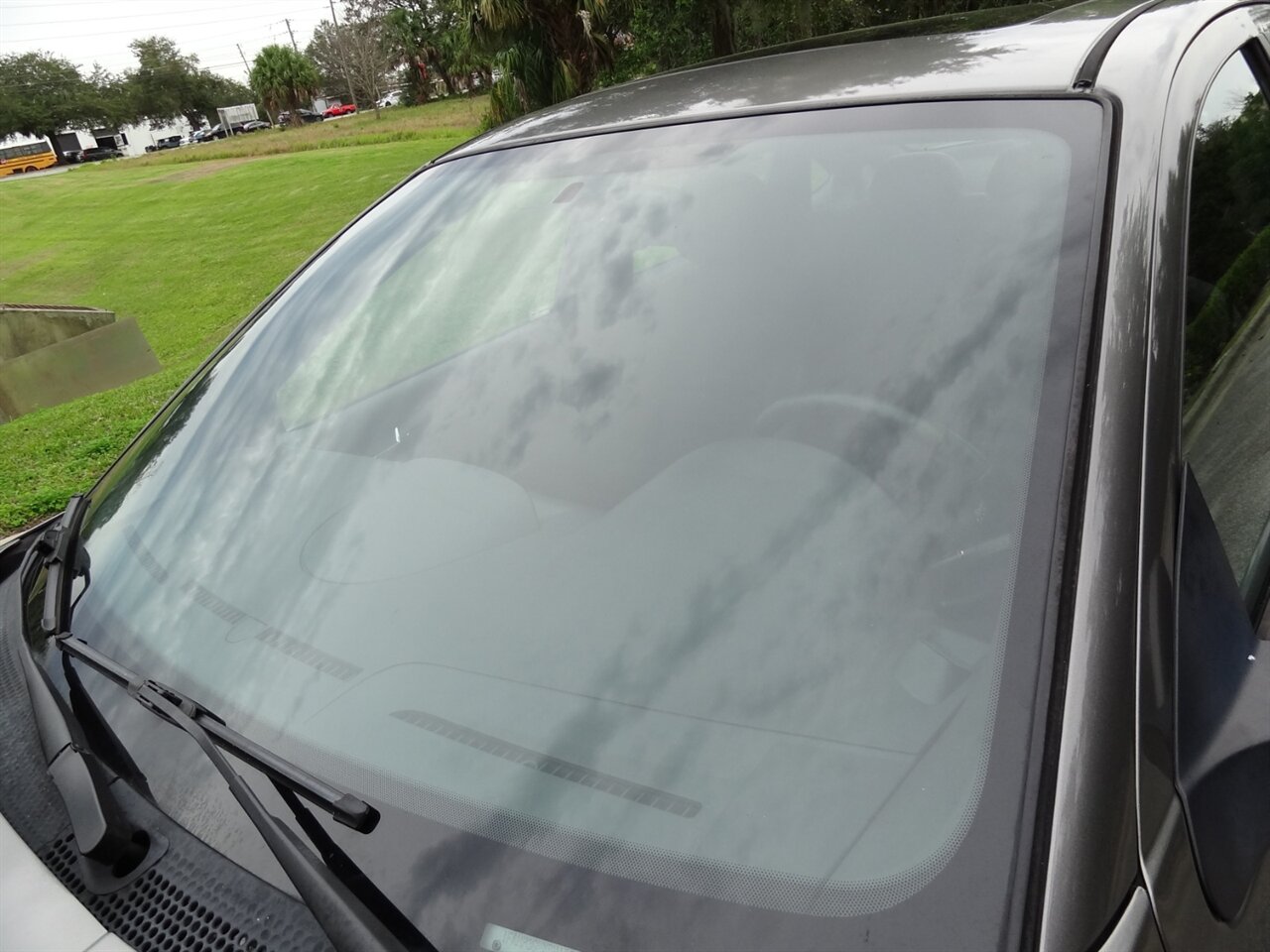 2011 Ford Focus Sport SES   - Photo 19 - Deland, FL 32720