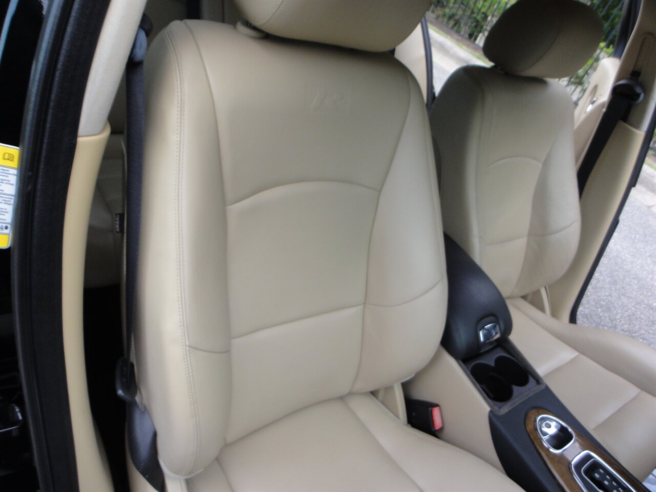 2005 Jaguar S-Type R Premium - Photo 46 - Deland, FL 32720