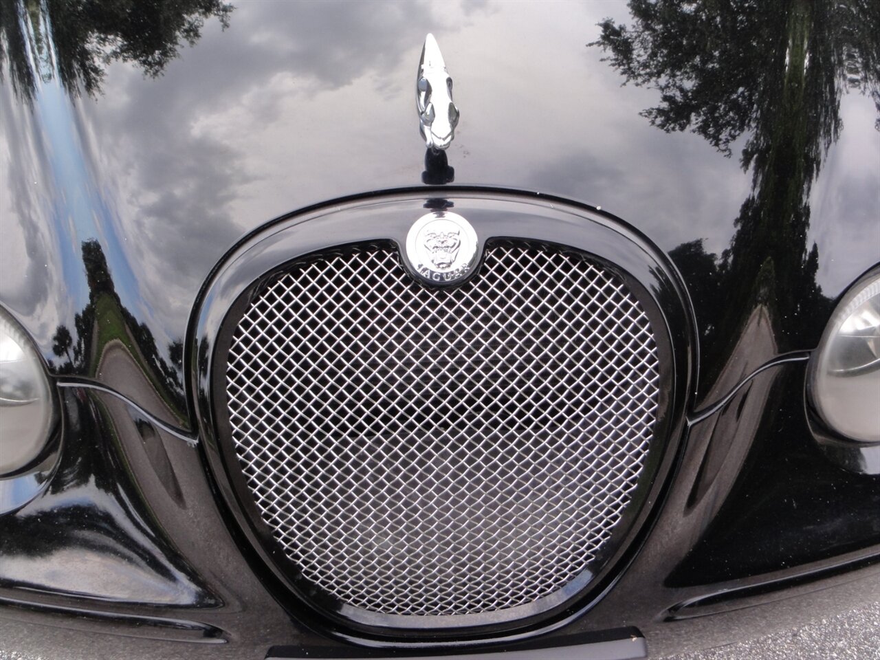 2005 Jaguar S-Type R Premium - Photo 6 - Deland, FL 32720