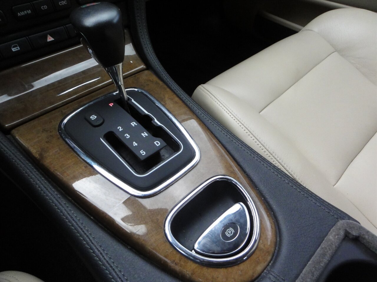 2005 Jaguar S-Type R Premium - Photo 58 - Deland, FL 32720