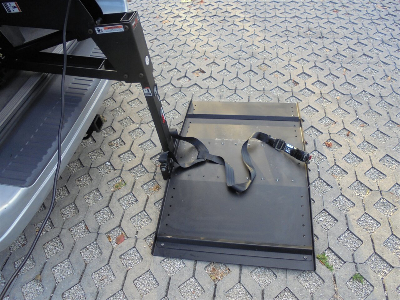 2002 Ford Windstar LX  Wheelchair lift/Handicap - Photo 34 - Deland, FL 32720