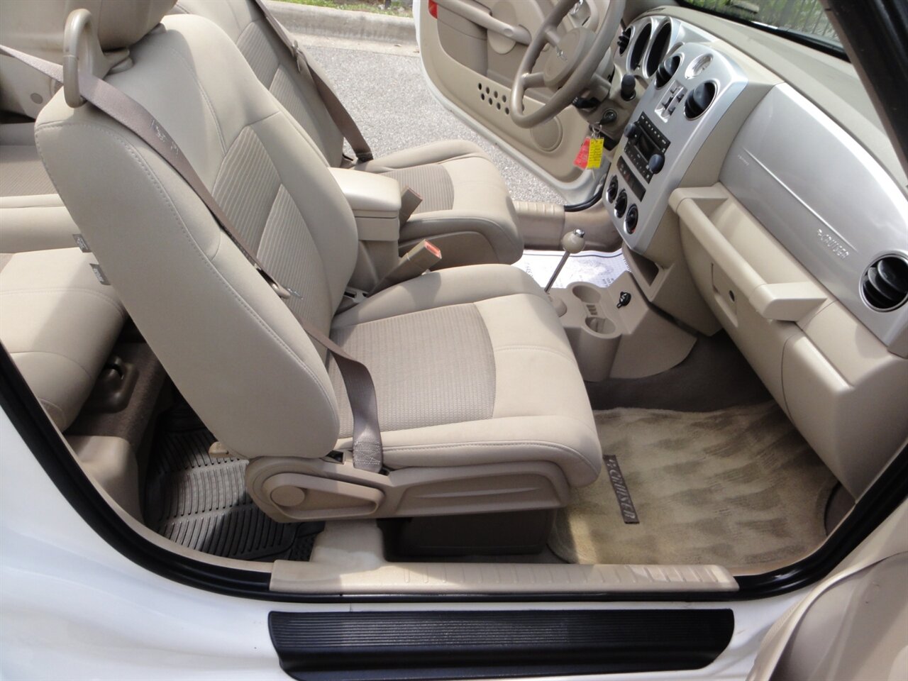 2008 Chrysler PT Cruiser Convertible - Photo 46 - Deland, FL 32720