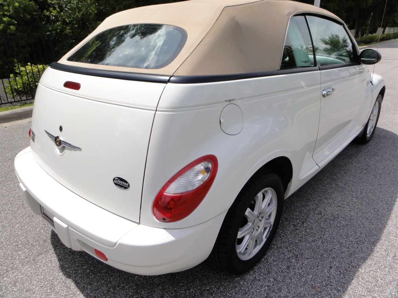 2008 Chrysler PT Cruiser Convertible - Photo 7 - Deland, FL 32720