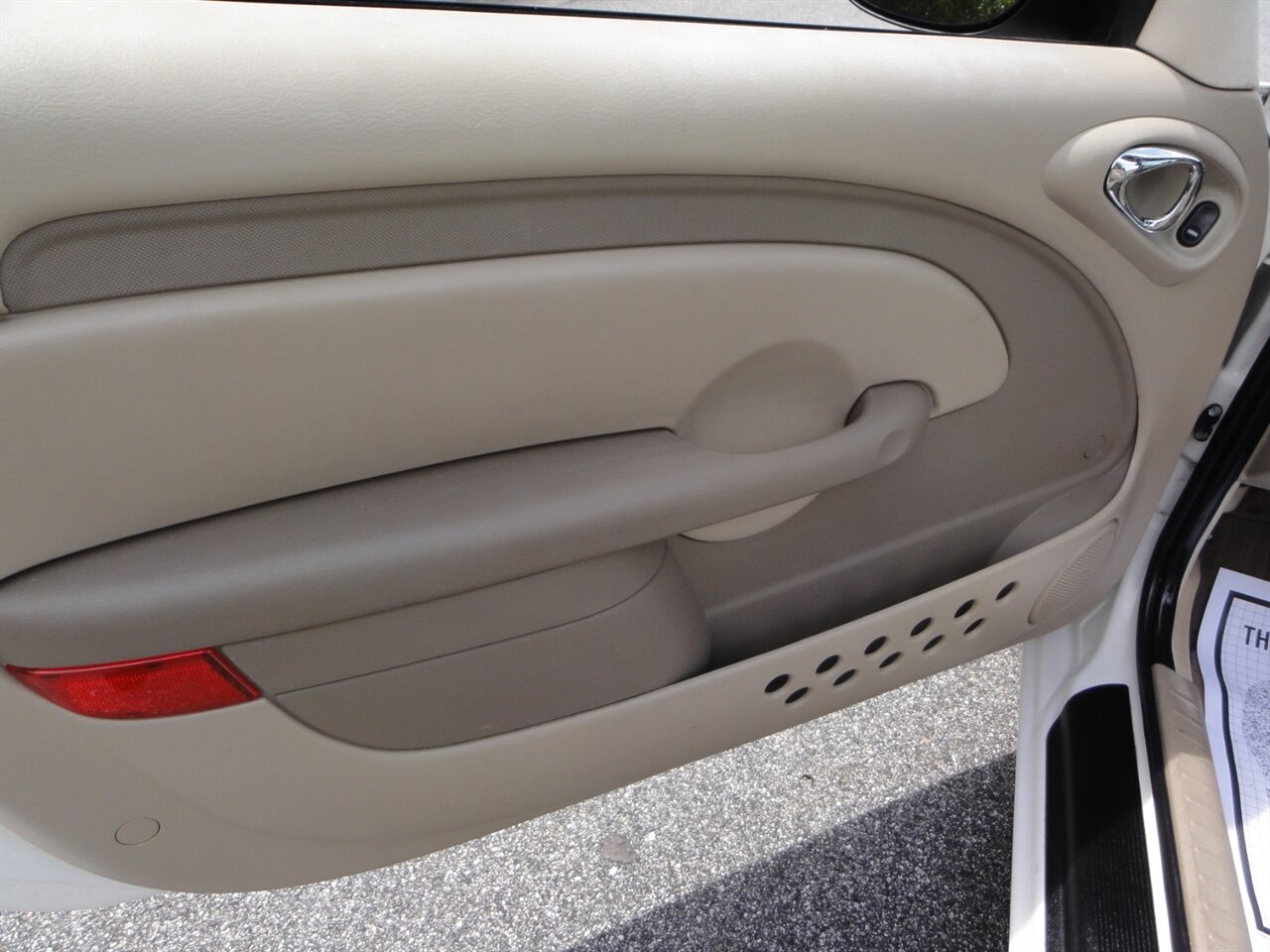 2008 Chrysler PT Cruiser Convertible - Photo 39 - Deland, FL 32720