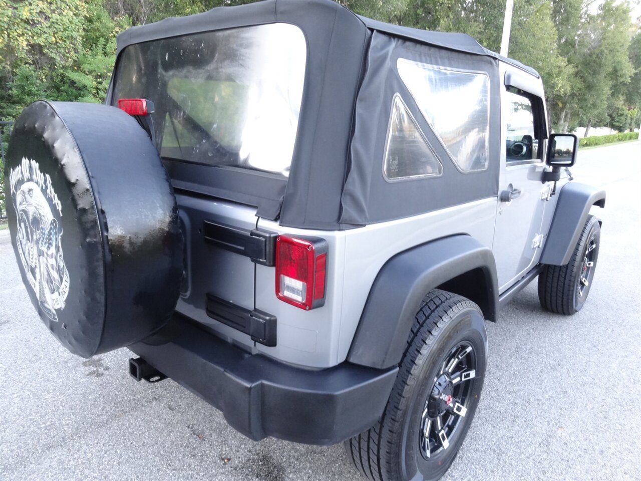 2014 Jeep Wrangler Rubicon - Photo 3 - Deland, FL 32720