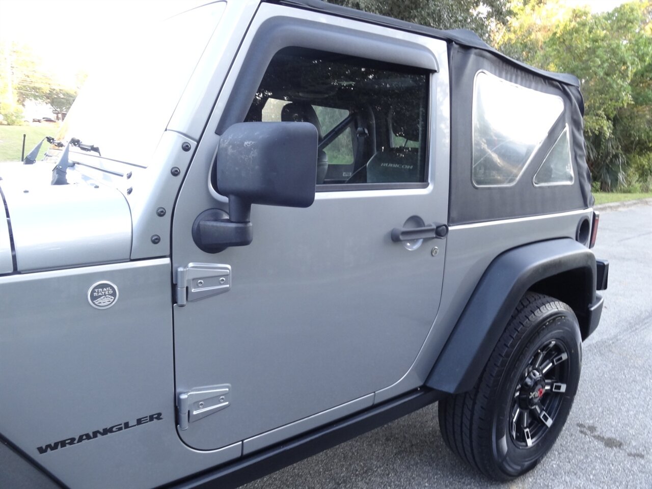 2014 Jeep Wrangler Rubicon - Photo 11 - Deland, FL 32720