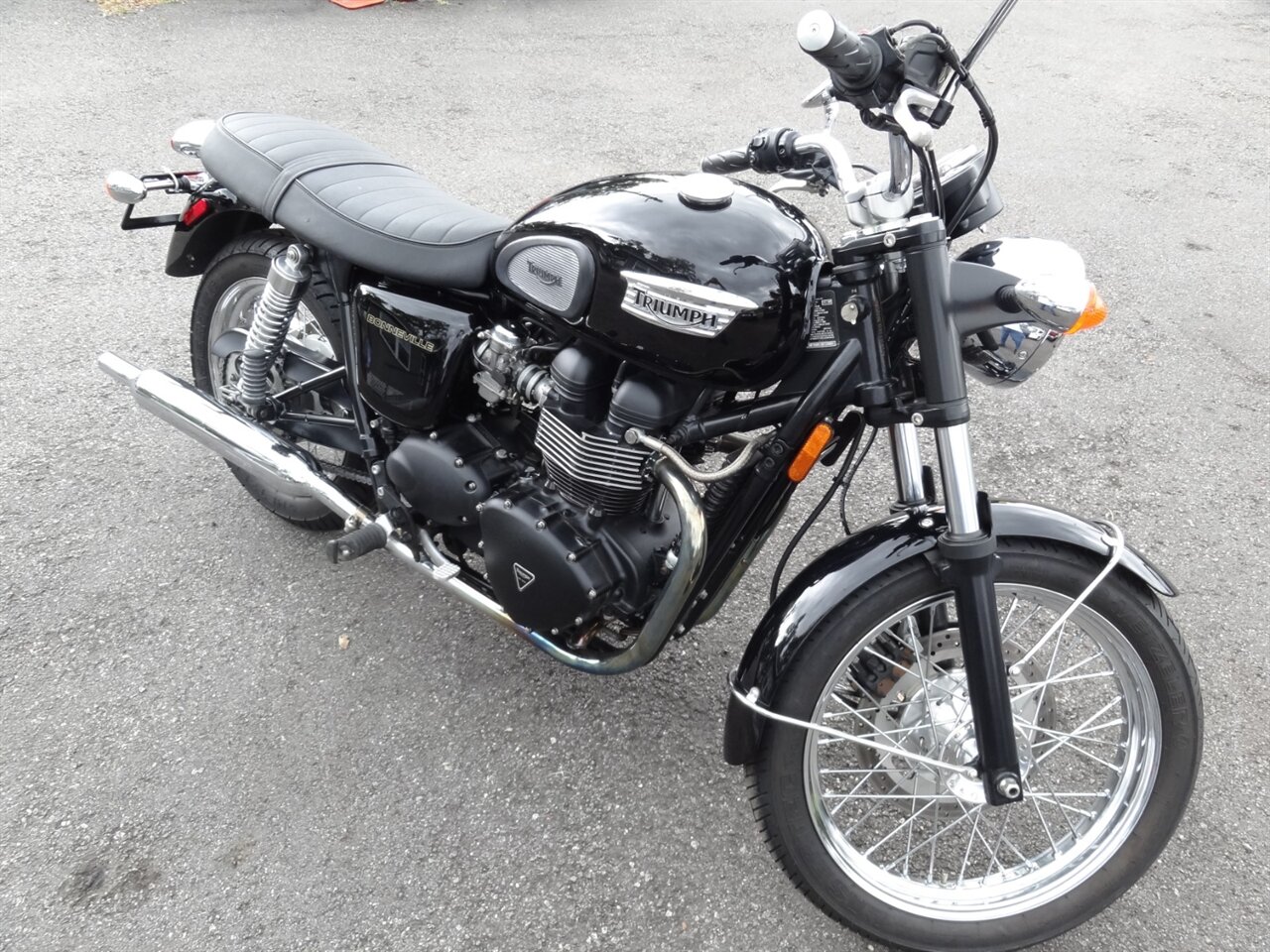 2008 Triumph Bonneville   - Photo 1 - Deland, FL 32720