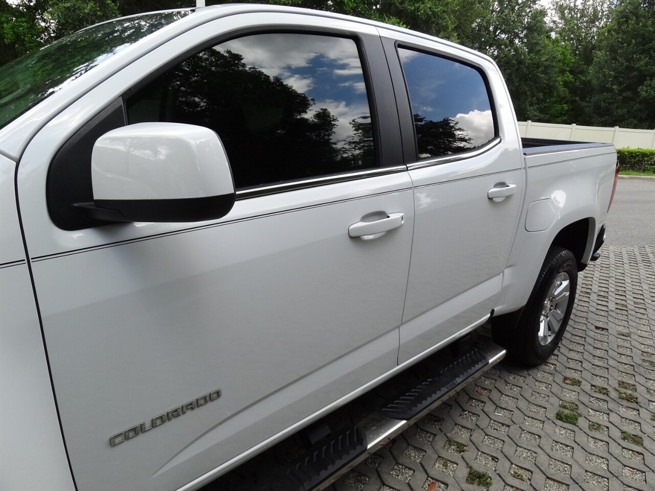 2019 Chevrolet Colorado LT Crew cab - Photo 11 - Deland, FL 32720