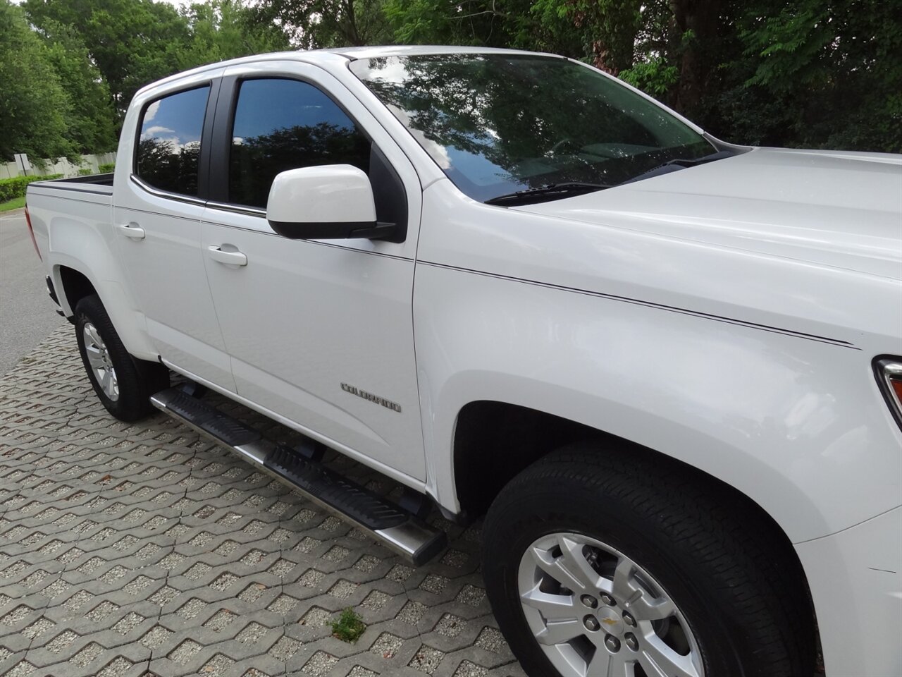 2019 Chevrolet Colorado LT Crew cab - Photo 8 - Deland, FL 32720