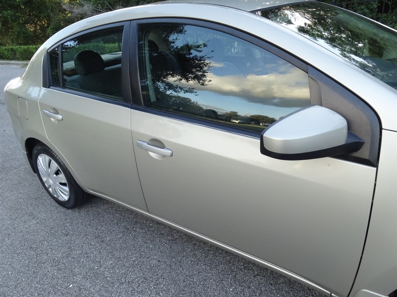 2008 Nissan Sentra 2.0   - Photo 10 - Deland, FL 32720