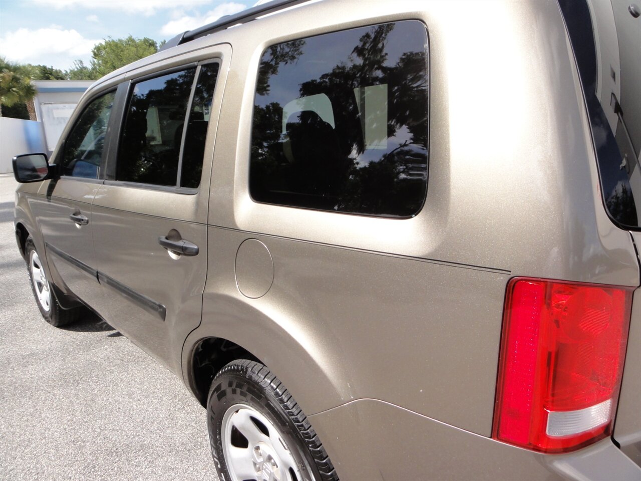2010 Honda Pilot LX   - Photo 12 - Deland, FL 32720