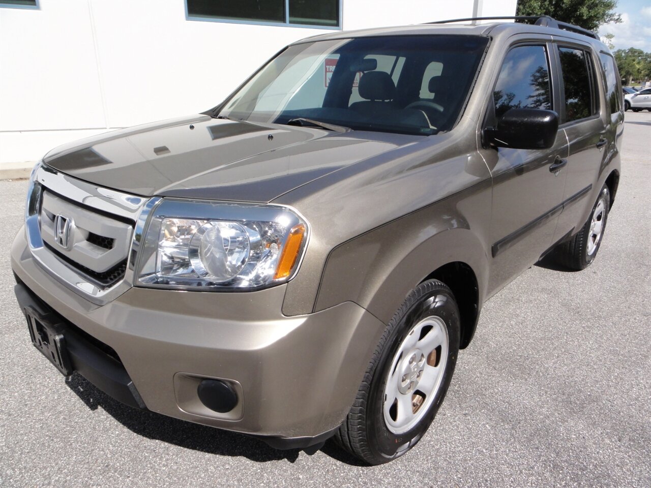 2010 Honda Pilot LX   - Photo 2 - Deland, FL 32720