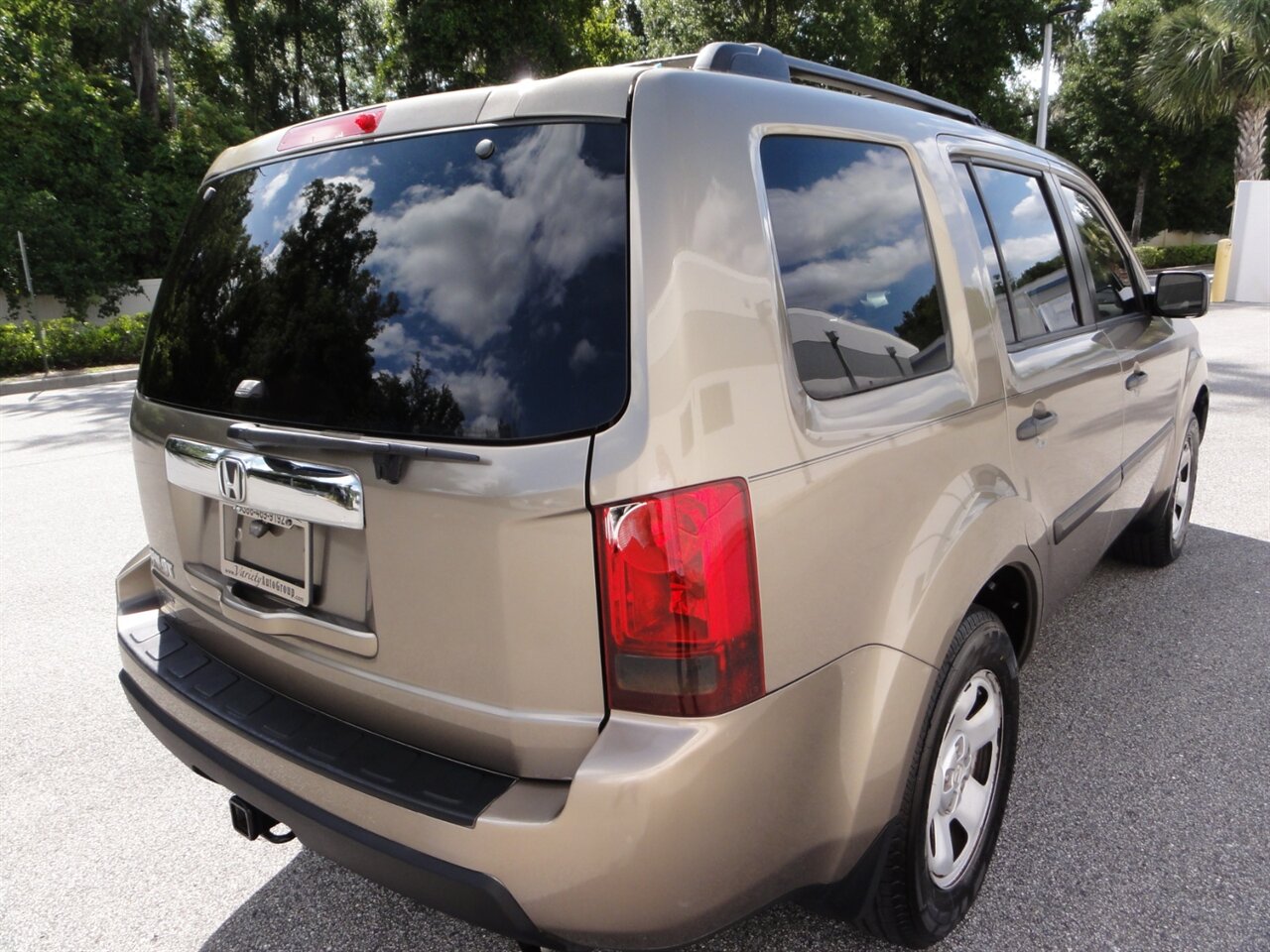 2010 Honda Pilot LX   - Photo 3 - Deland, FL 32720