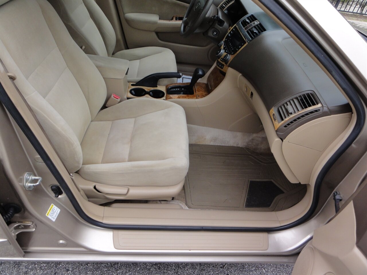 2005 Honda Accord EX - Photo 37 - Deland, FL 32720
