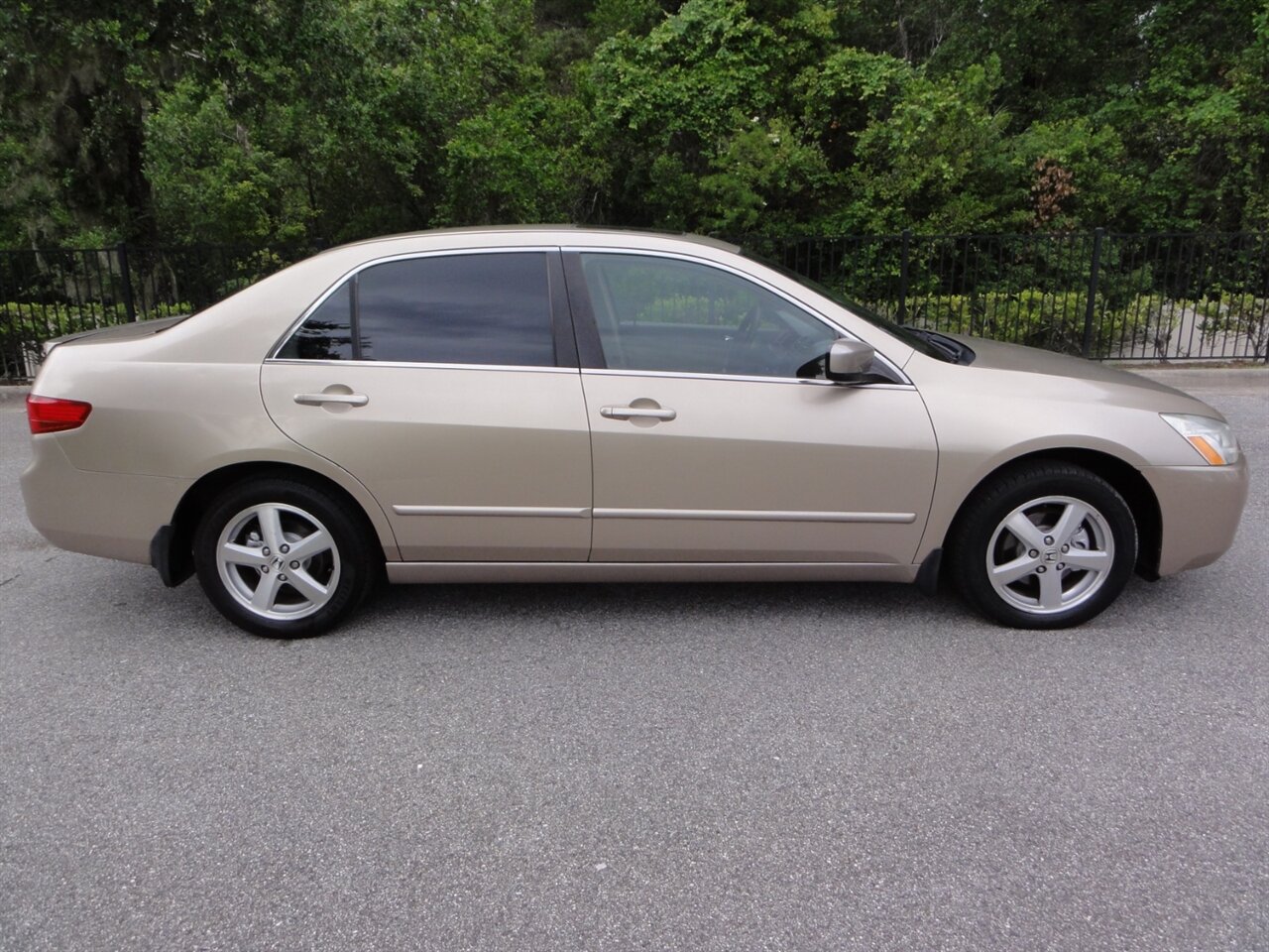 2005 Honda Accord EX - Photo 16 - Deland, FL 32720