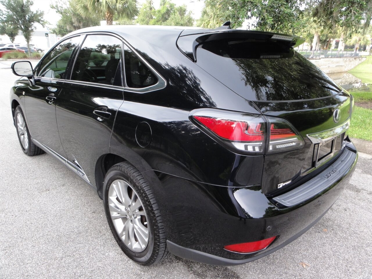 2013 Lexus RX 450h Premium - Photo 4 - Deland, FL 32720