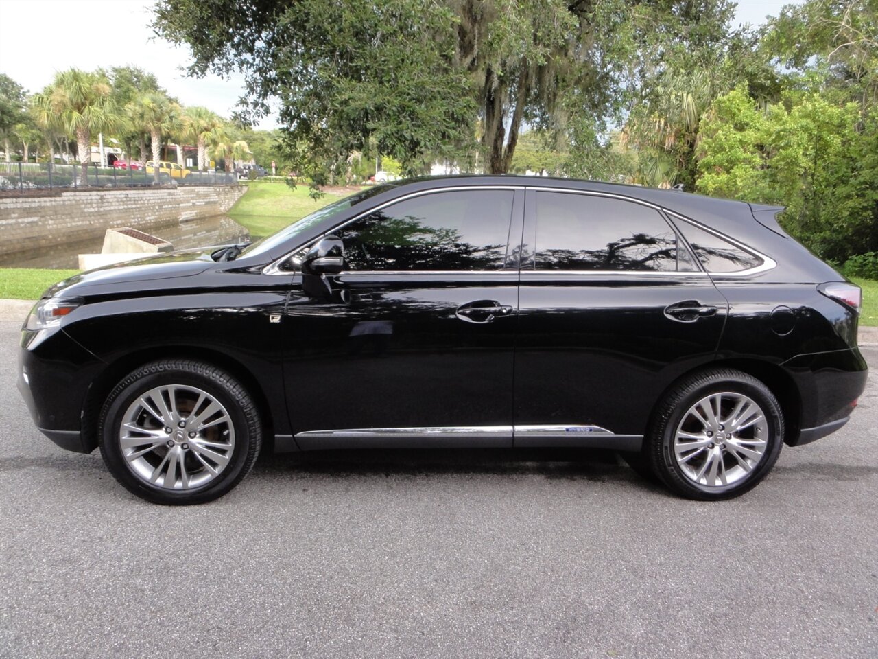 2013 Lexus RX 450h Premium - Photo 15 - Deland, FL 32720