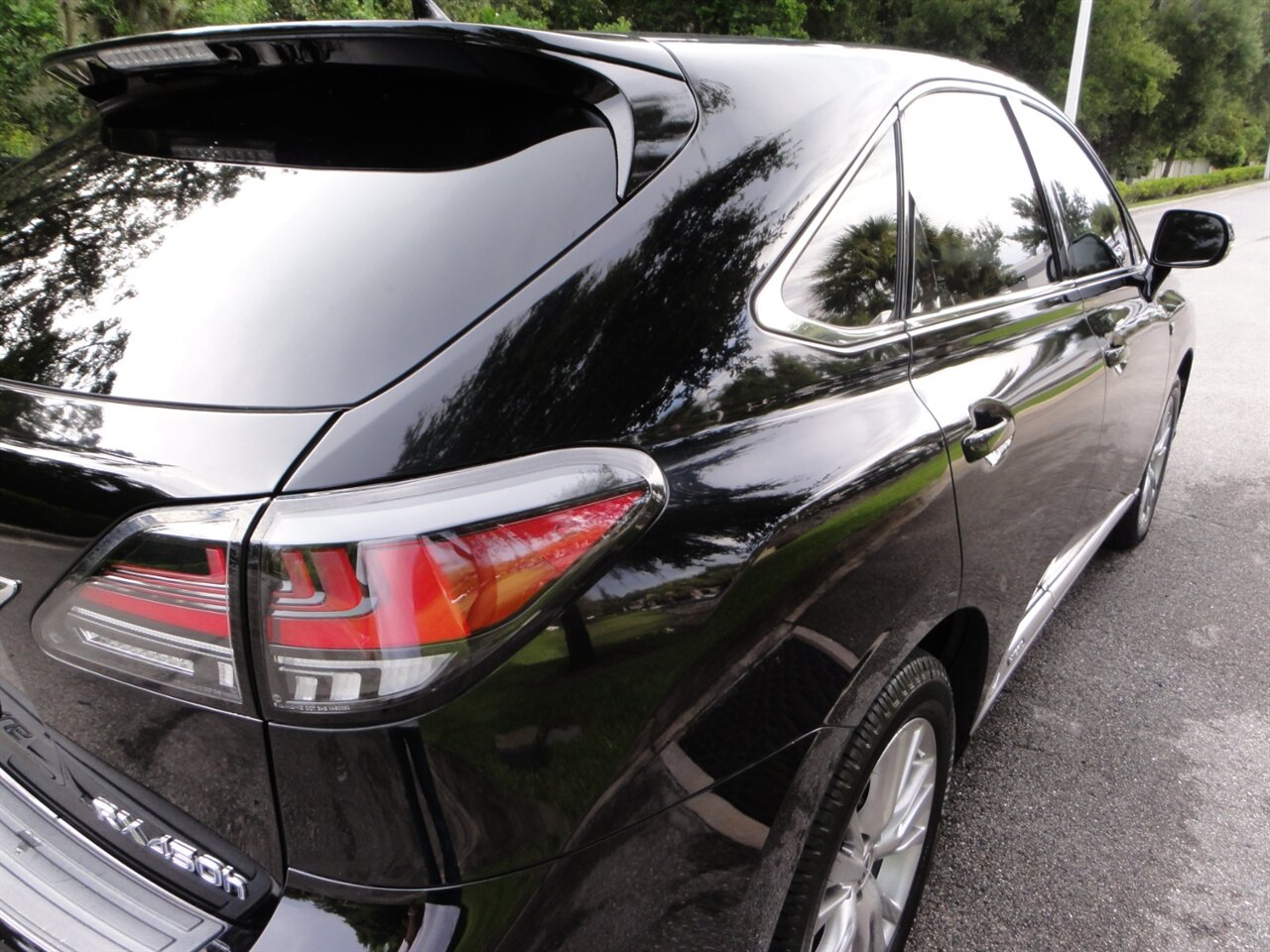2013 Lexus RX 450h Premium - Photo 13 - Deland, FL 32720
