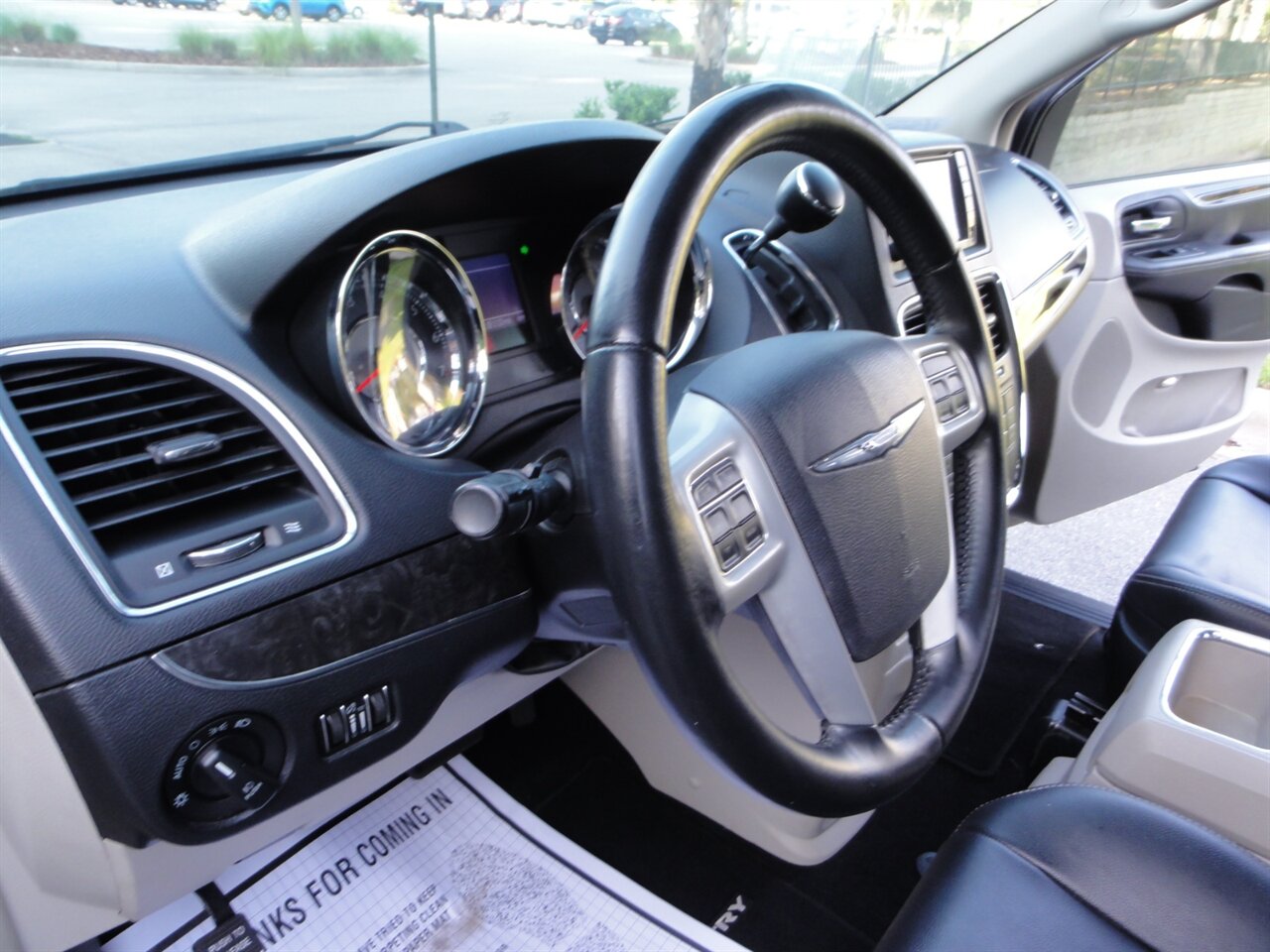 2014 Chrysler Town & Country Touring   - Photo 28 - Deland, FL 32720