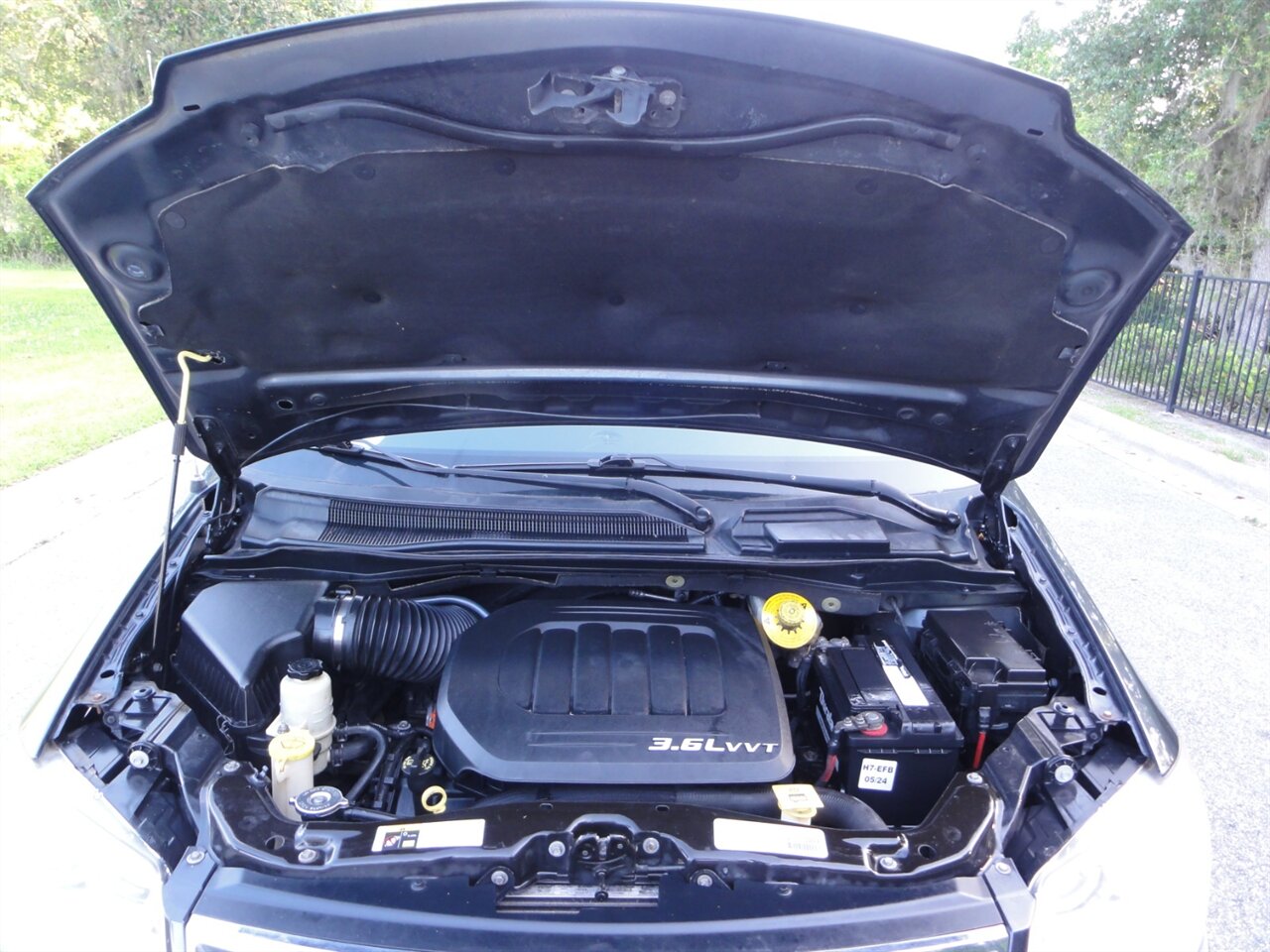 2014 Chrysler Town & Country Touring   - Photo 24 - Deland, FL 32720