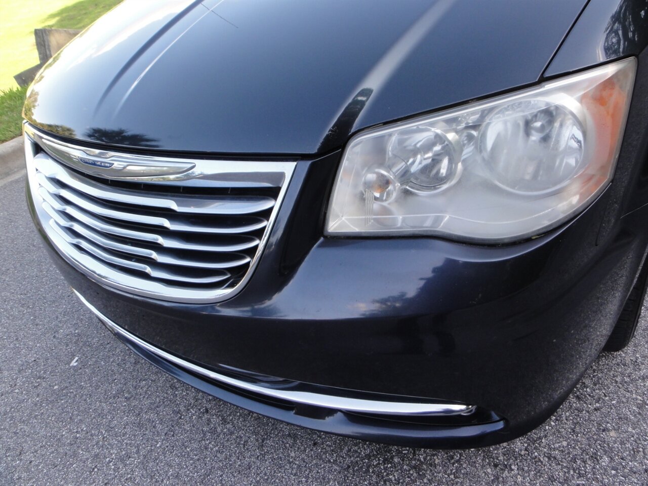 2014 Chrysler Town & Country Touring   - Photo 7 - Deland, FL 32720