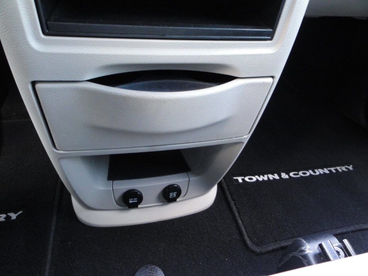 2014 Chrysler Town & Country Touring   - Photo 53 - Deland, FL 32720