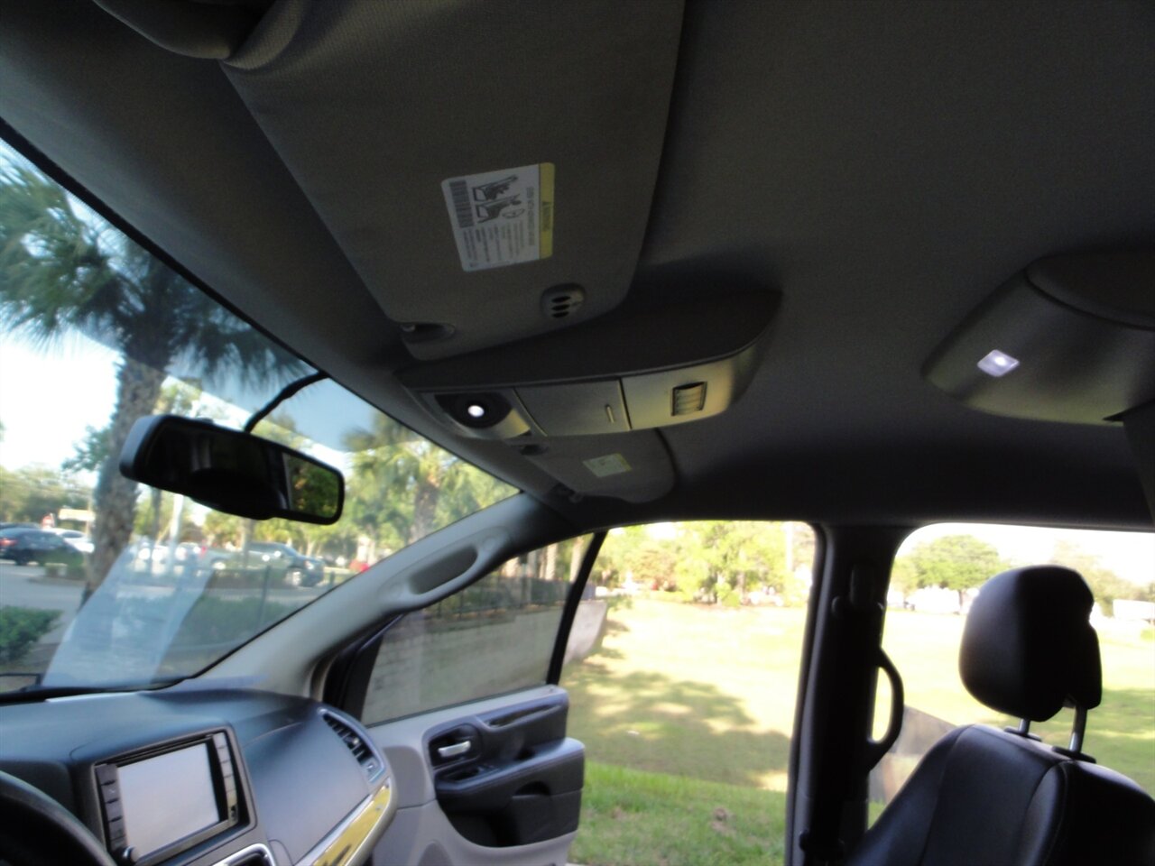 2014 Chrysler Town & Country Touring   - Photo 31 - Deland, FL 32720