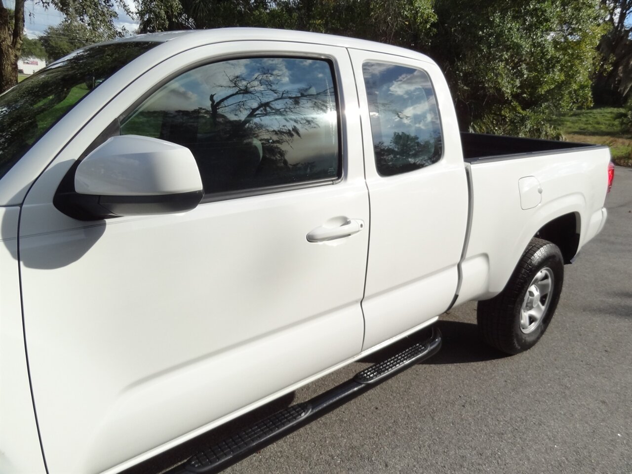 2016 Toyota Tacoma SR  Extended cab - Photo 13 - Deland, FL 32720