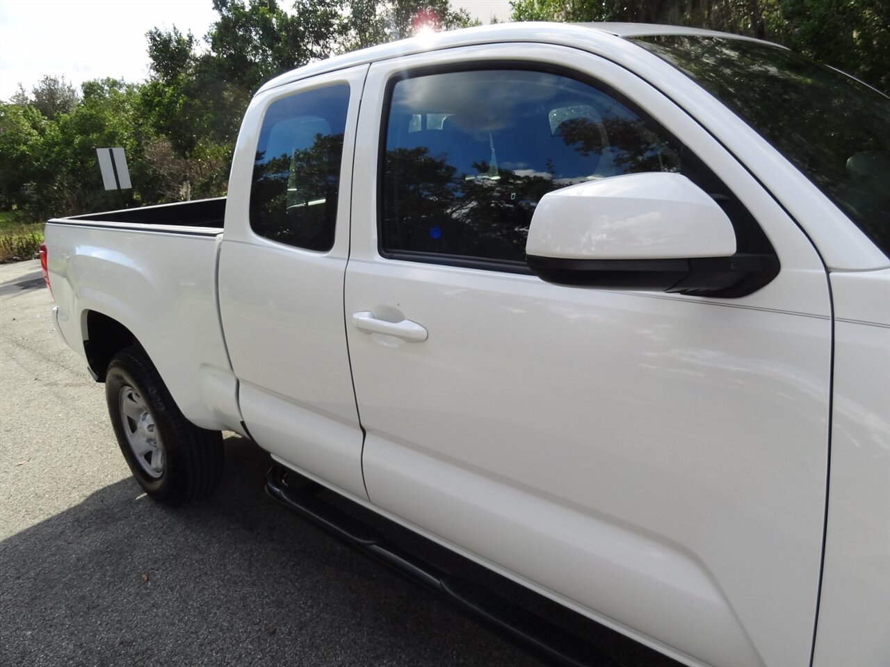 2016 Toyota Tacoma SR  Extended cab - Photo 12 - Deland, FL 32720