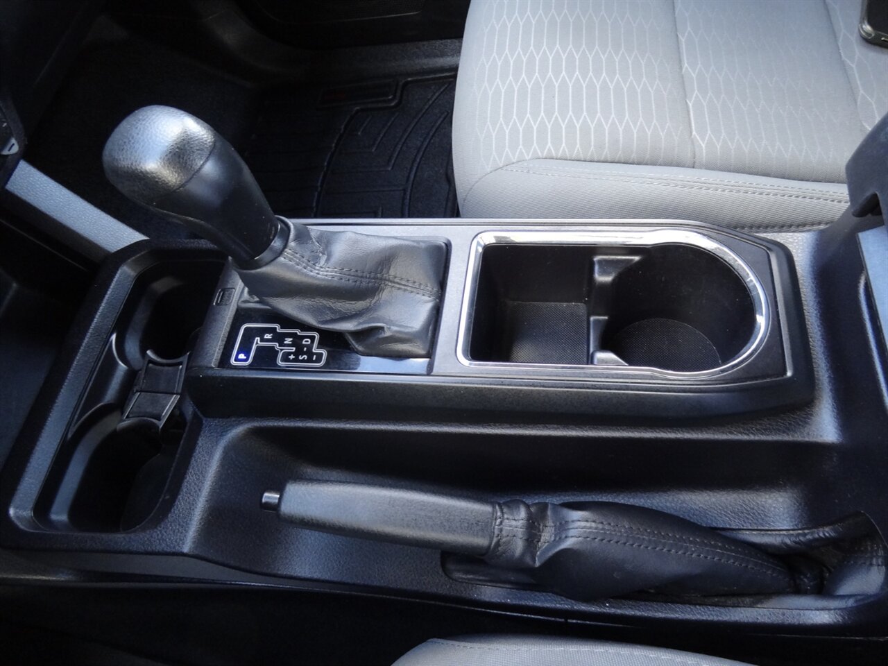 2016 Toyota Tacoma SR  Extended cab - Photo 63 - Deland, FL 32720