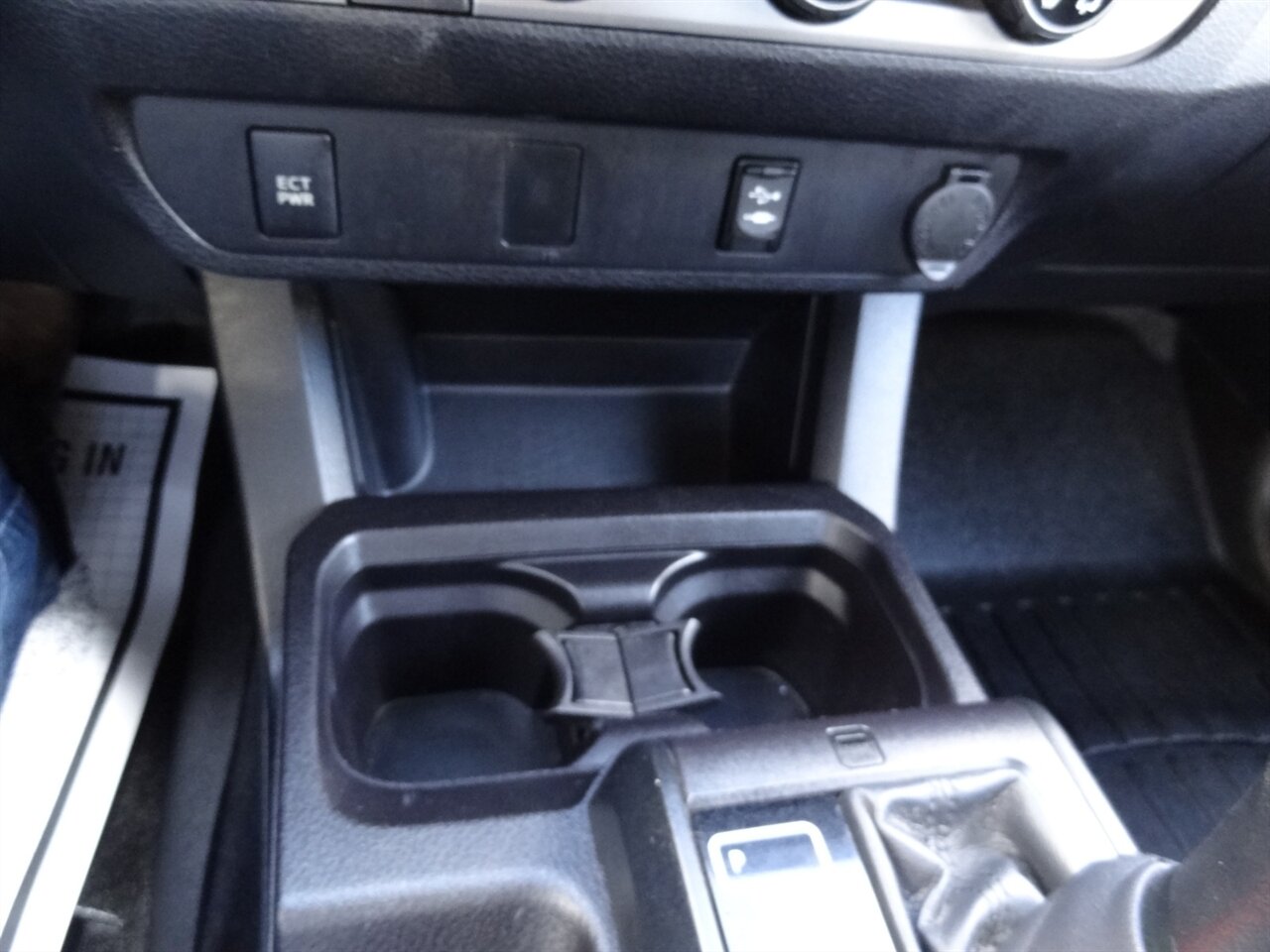 2016 Toyota Tacoma SR  Extended cab - Photo 62 - Deland, FL 32720