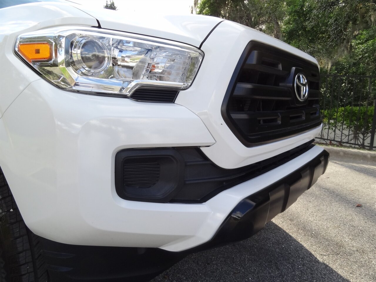 2016 Toyota Tacoma SR  Extended cab - Photo 6 - Deland, FL 32720