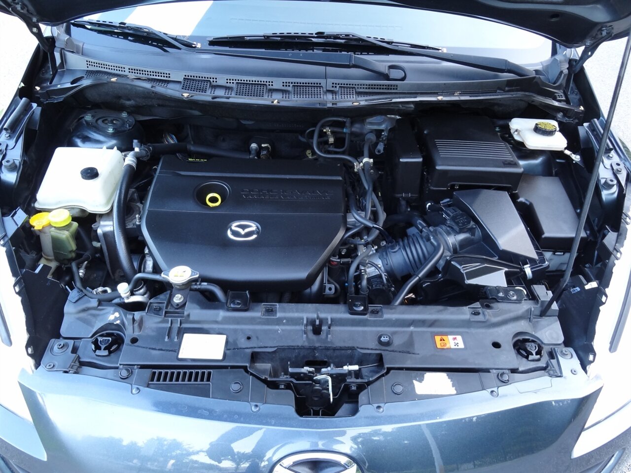2012 Mazda Mazda5 Sport Wagon - Photo 24 - Deland, FL 32720