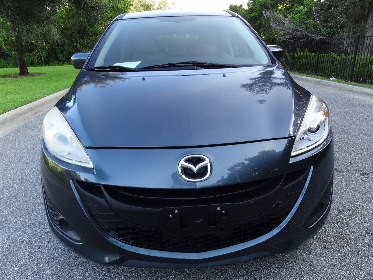 2012 Mazda Mazda5 Sport Wagon - Photo 5 - Deland, FL 32720