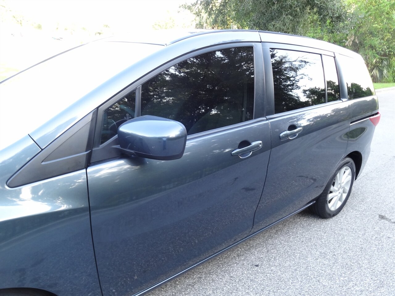 2012 Mazda Mazda5 Sport Wagon - Photo 11 - Deland, FL 32720