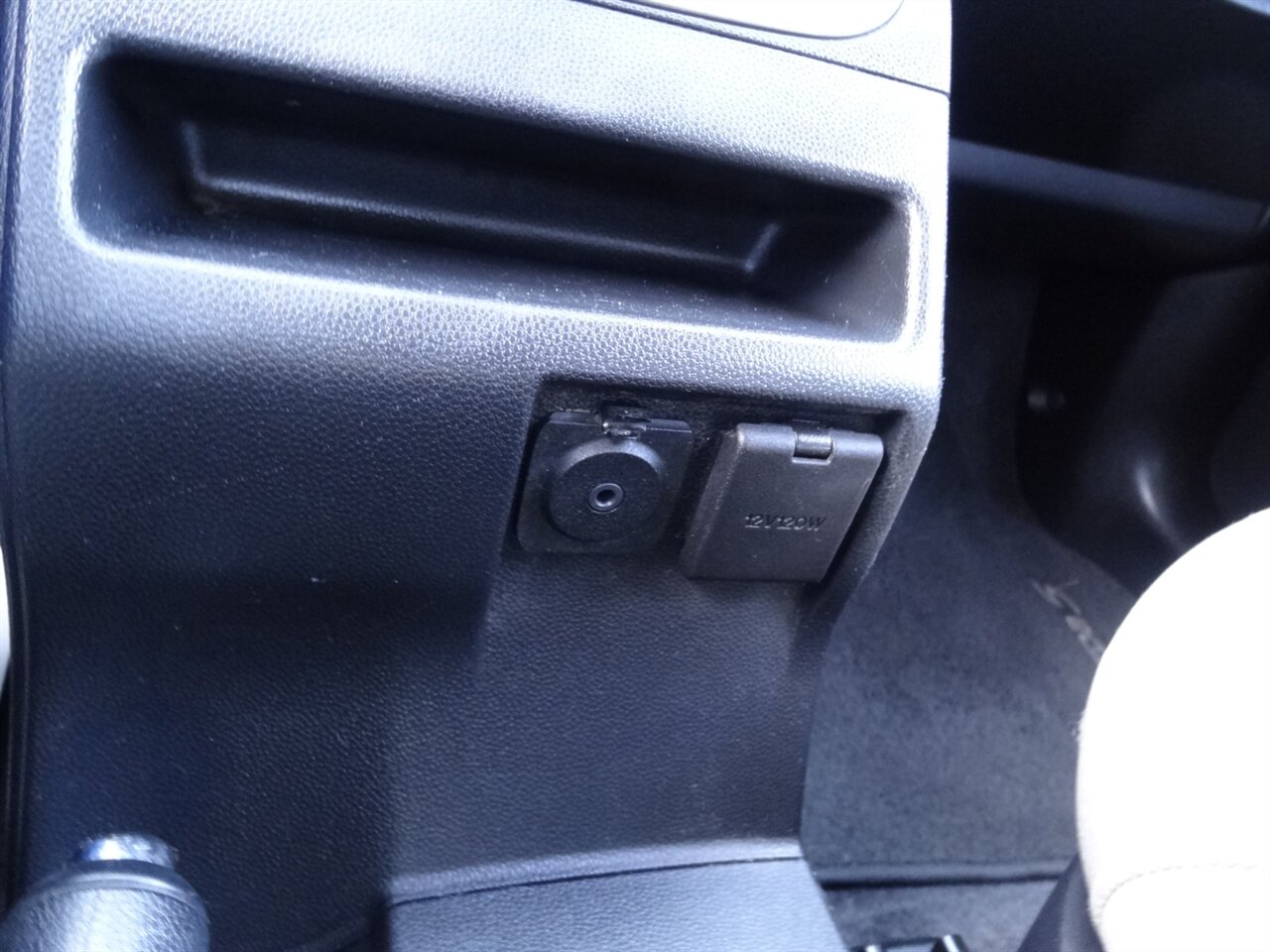 2012 Mazda Mazda5 Sport Wagon - Photo 52 - Deland, FL 32720