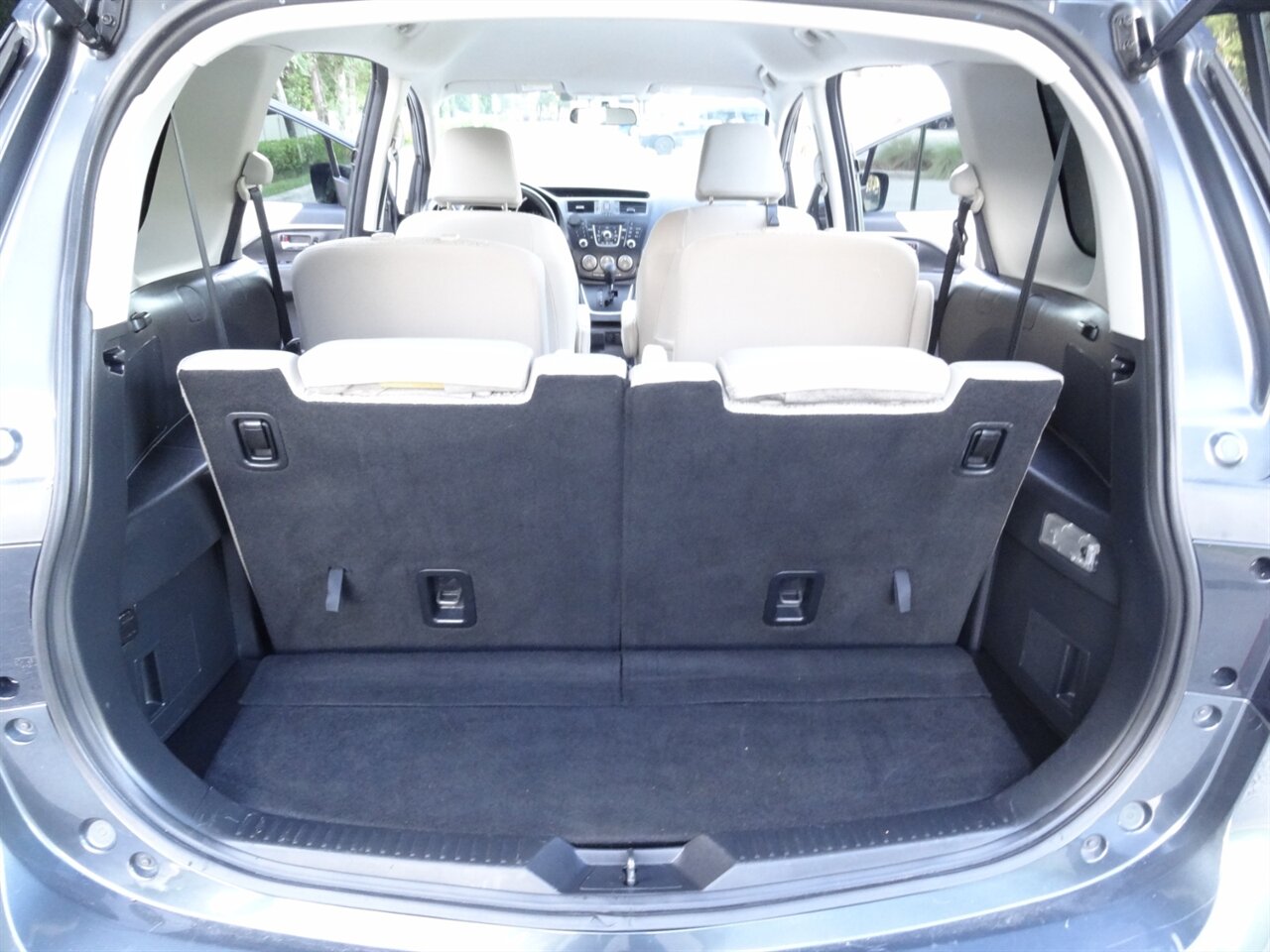 2012 Mazda Mazda5 Sport Wagon - Photo 38 - Deland, FL 32720