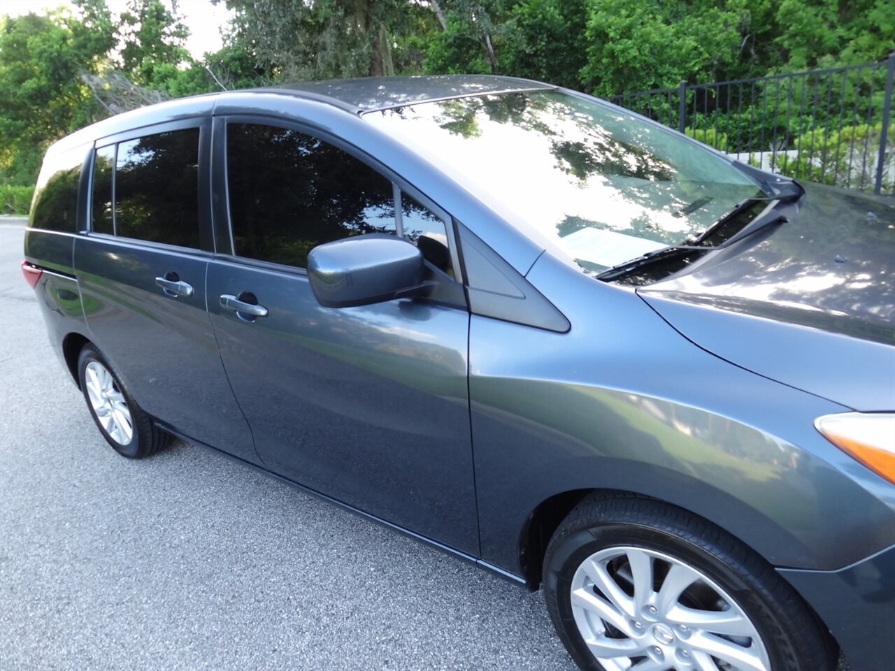 2012 Mazda Mazda5 Sport Wagon - Photo 8 - Deland, FL 32720