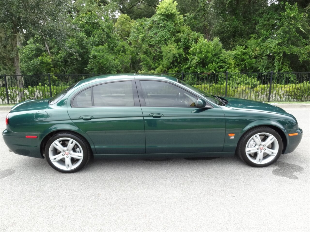 2006 Jaguar S-Type R Supercharged  Premium - Photo 16 - Deland, FL 32720