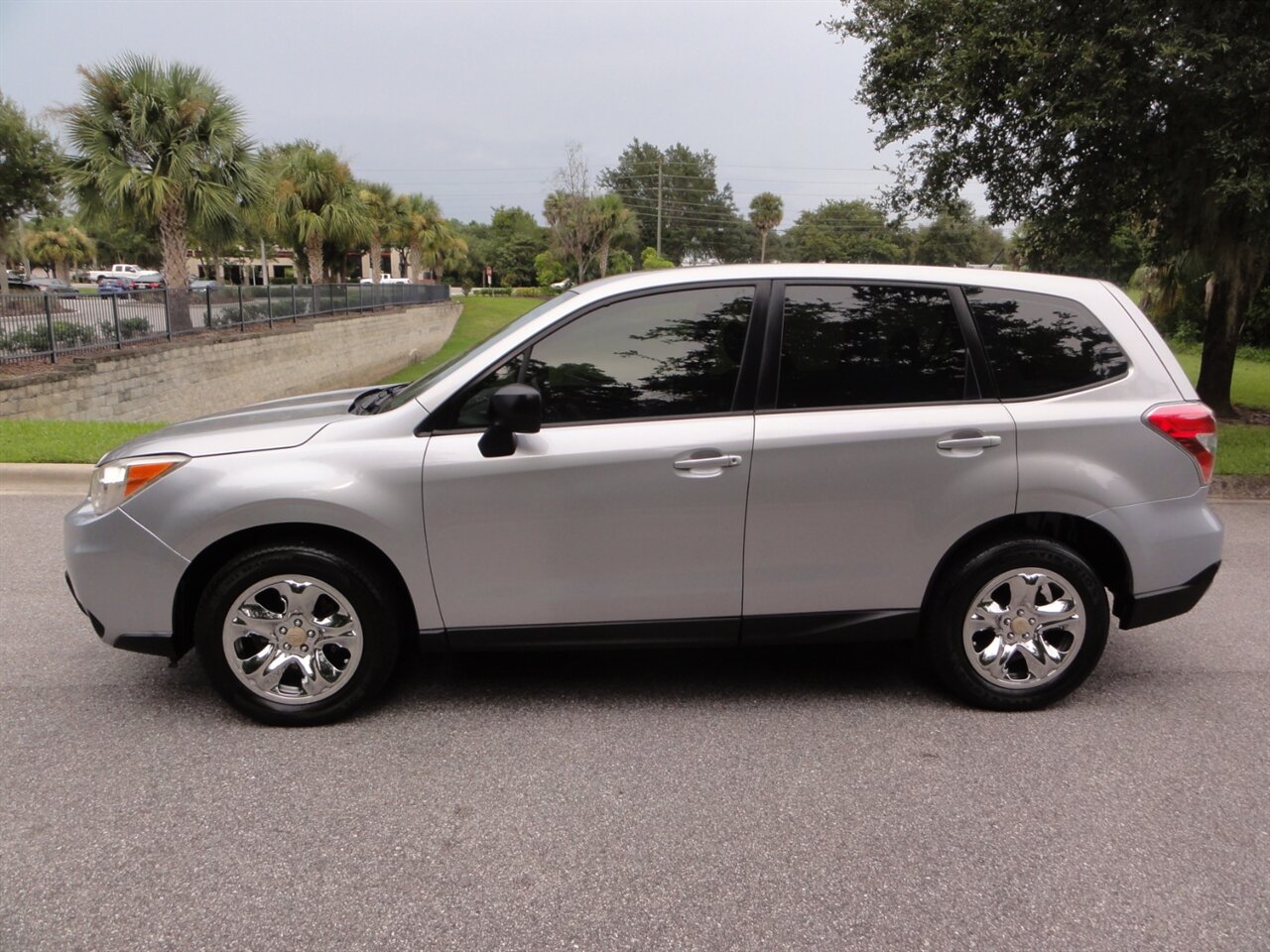 2015 Subaru Forester 2.5i - Photo 15 - Deland, FL 32720