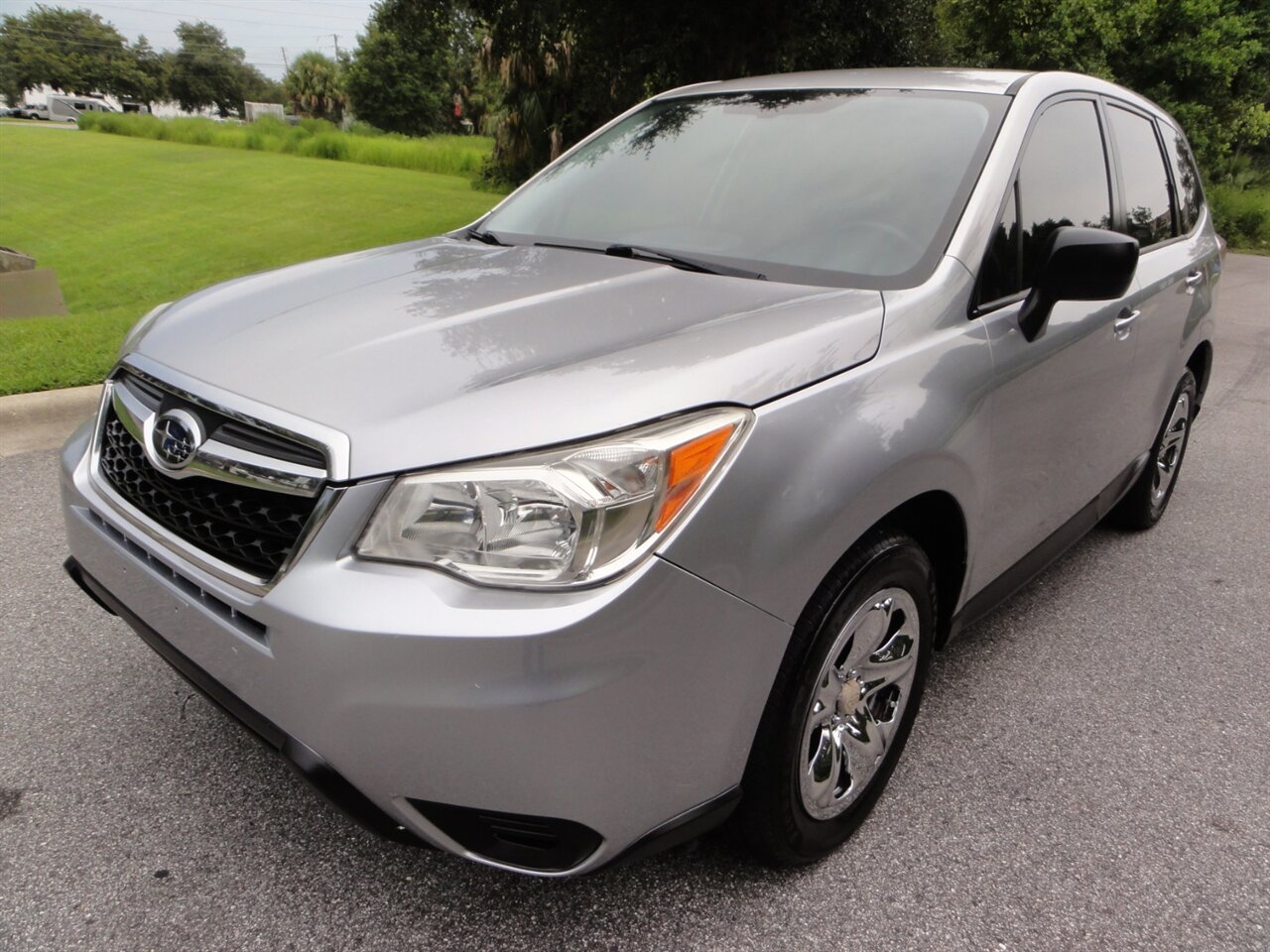 2015 Subaru Forester 2.5i - Photo 2 - Deland, FL 32720