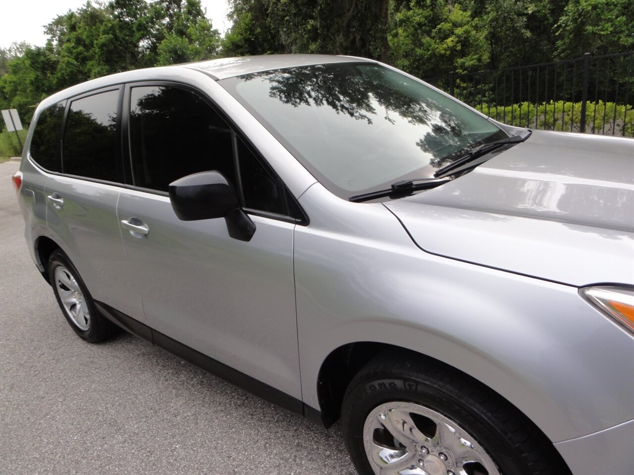 2015 Subaru Forester 2.5i - Photo 8 - Deland, FL 32720