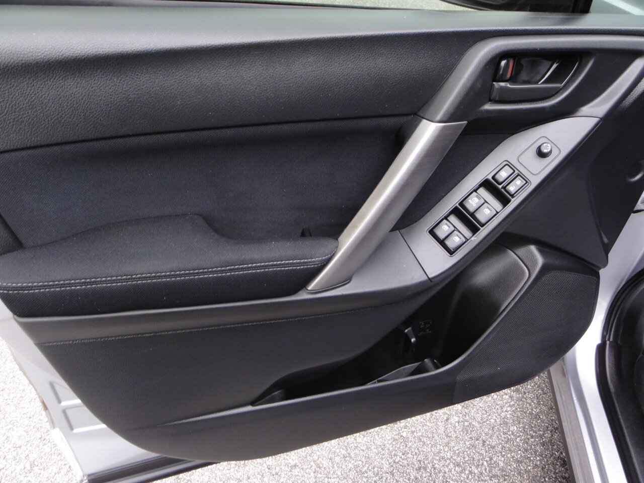 2015 Subaru Forester 2.5i - Photo 27 - Deland, FL 32720