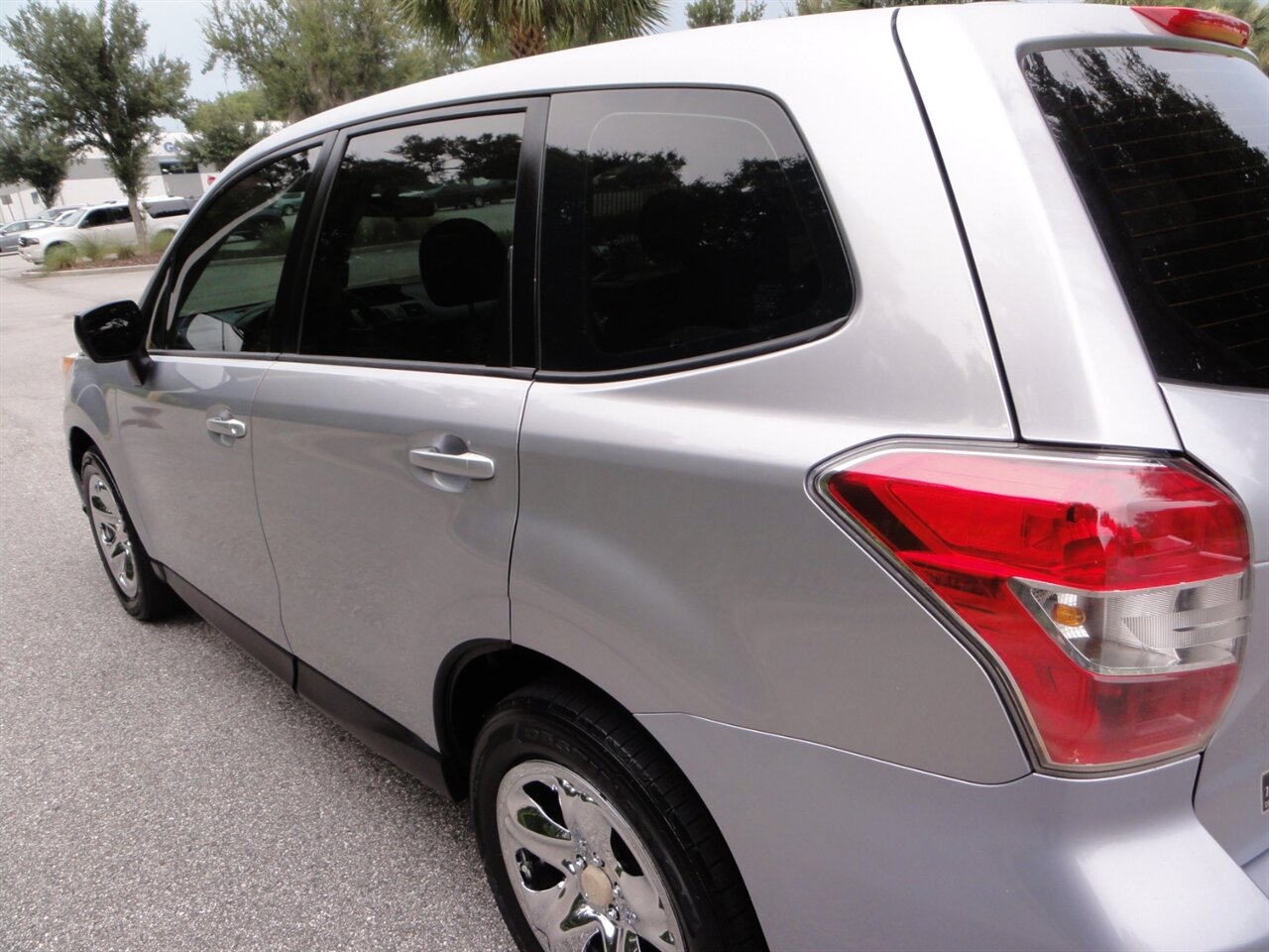 2015 Subaru Forester 2.5i - Photo 13 - Deland, FL 32720
