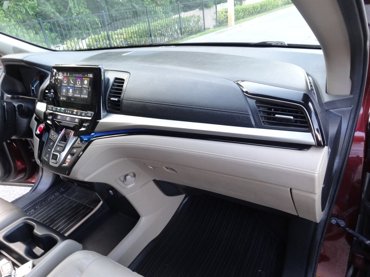 2018 Honda Odyssey Elite  Premium - Photo 51 - Deland, FL 32720