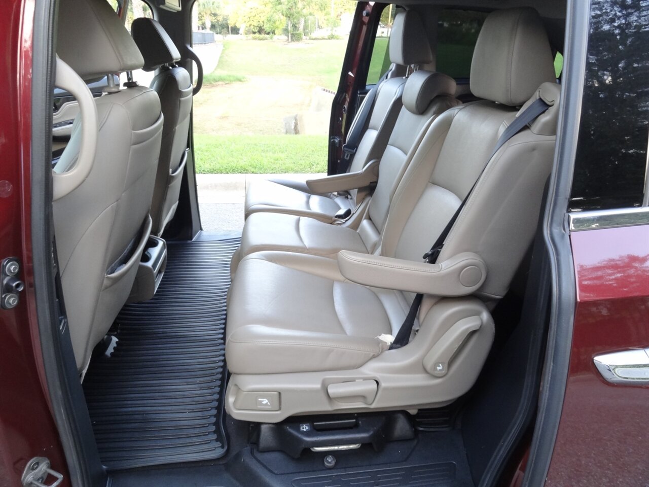 2018 Honda Odyssey Elite  Premium - Photo 41 - Deland, FL 32720